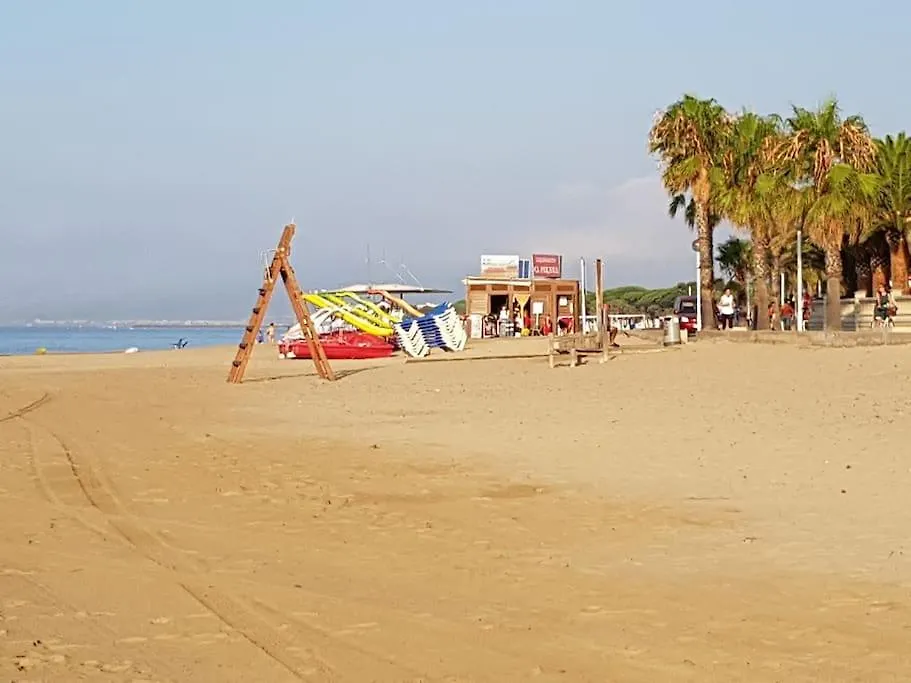 Apartamento Frente Al Mar Con Wifi Y Parking. Cambrils